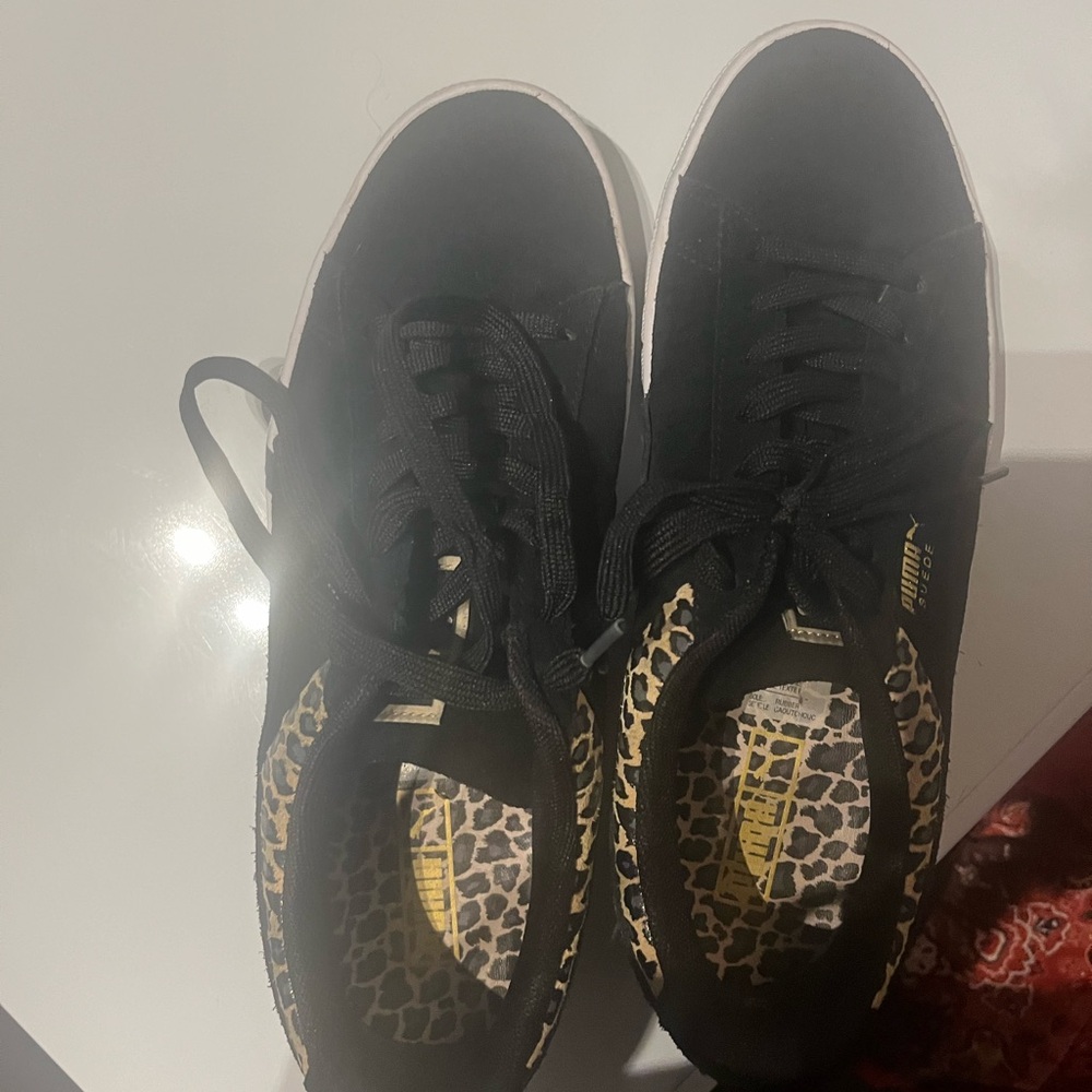 Puma - Picture 3 of 4
